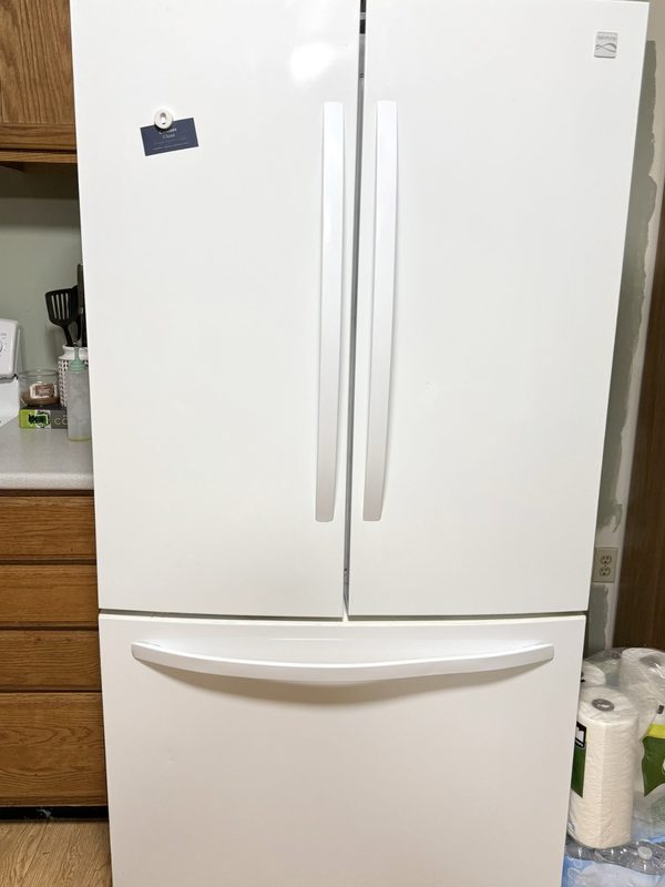 Refrigerator doors in Worthington after cleaning